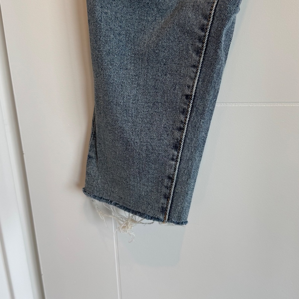 Levi's Wedgie High Rise Waisted Straight Jeans Medium Blue Wash Size 29 - Picture 9 of 9